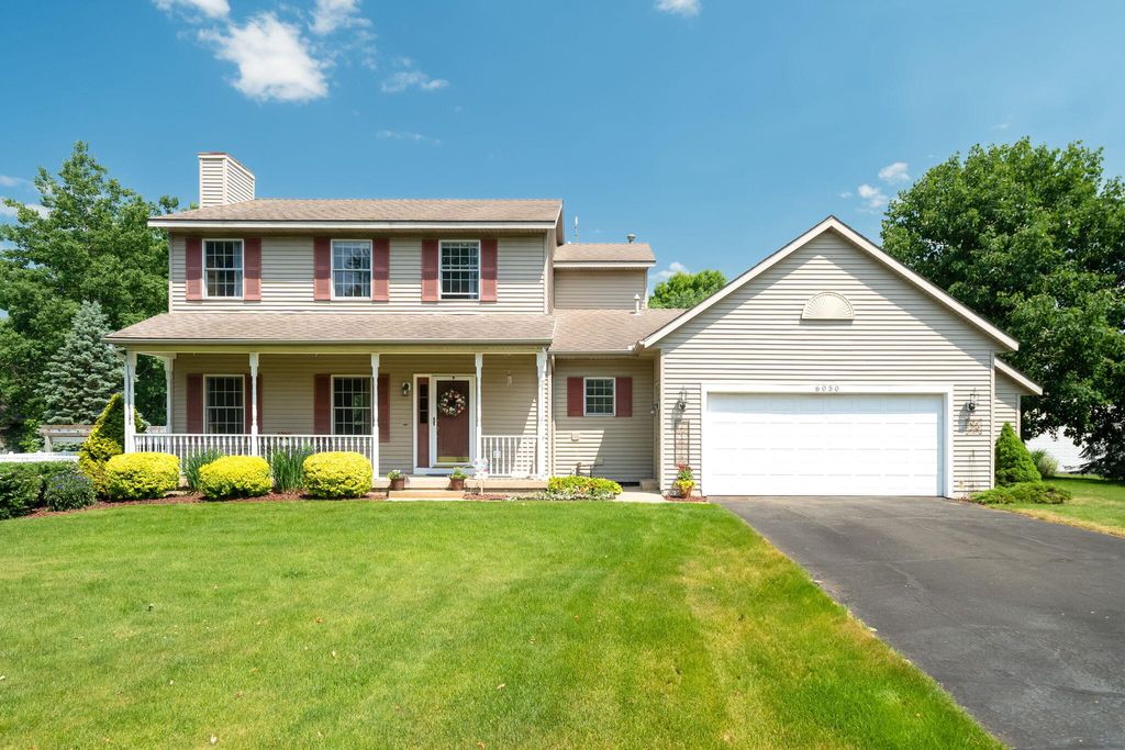 Photo of 6050 Country Place Drive SE, Alto, MI 49302 (MLS # 23020306)