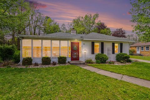 Photo of 10 Grand Avenue, Niles, MI 49120 (MLS # 26019002)