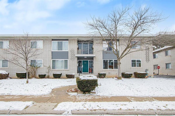 4839 MANSFIELD AVE, ROYAL OAK, MI 48073 - Image 8f271eee3adb2faaf5a57fef80455eb9/4169774981