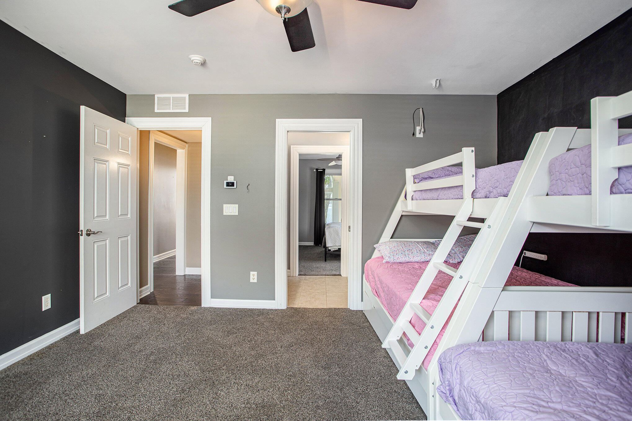 Battle Creek, Michigan 49017, United States, 5 Bedrooms Bedrooms, ,4 BathroomsBathrooms,Residential,Pending,100269