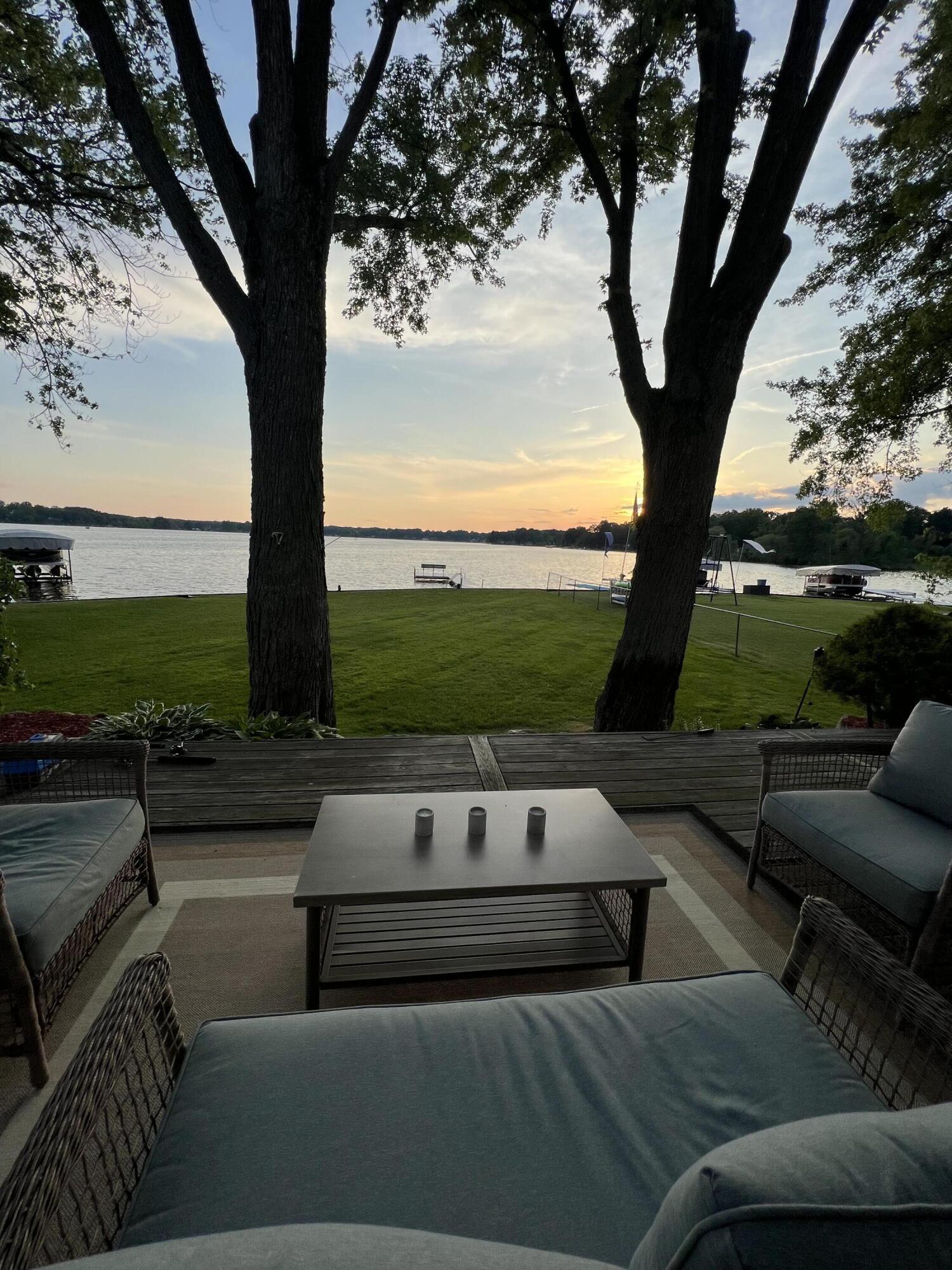 Battle Creek, Michigan 49017, United States, 5 Bedrooms Bedrooms, ,4 BathroomsBathrooms,Residential,Pending,100269