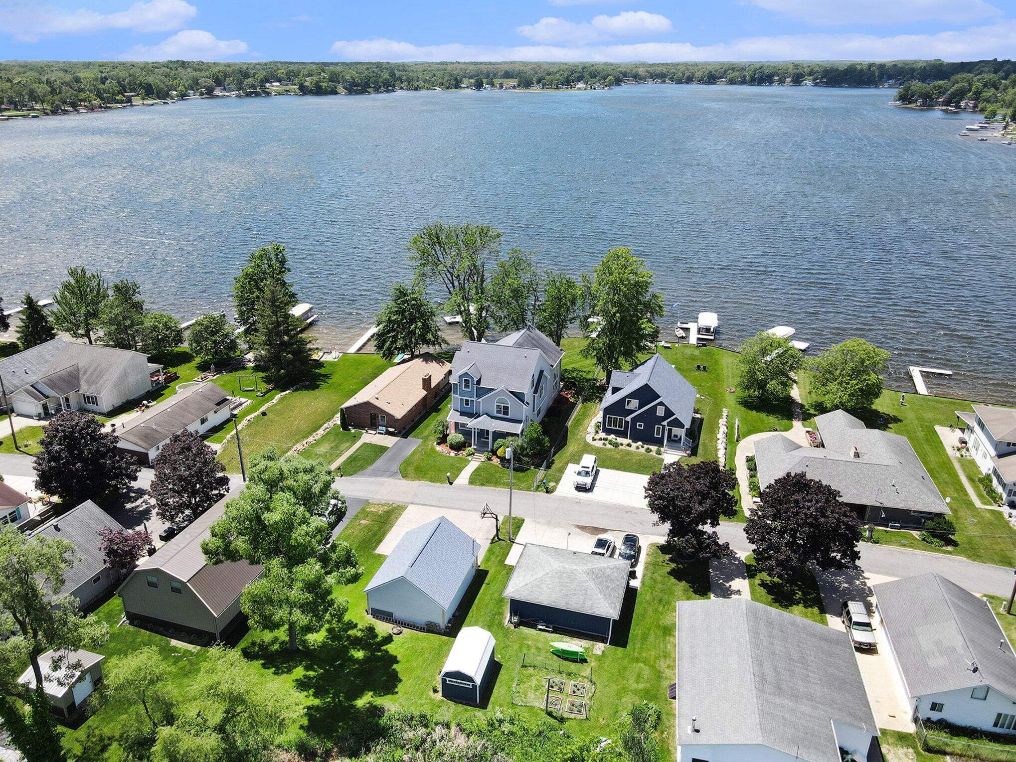 Battle Creek, Michigan 49017, United States, 5 Bedrooms Bedrooms, ,4 BathroomsBathrooms,Residential,Pending,100269