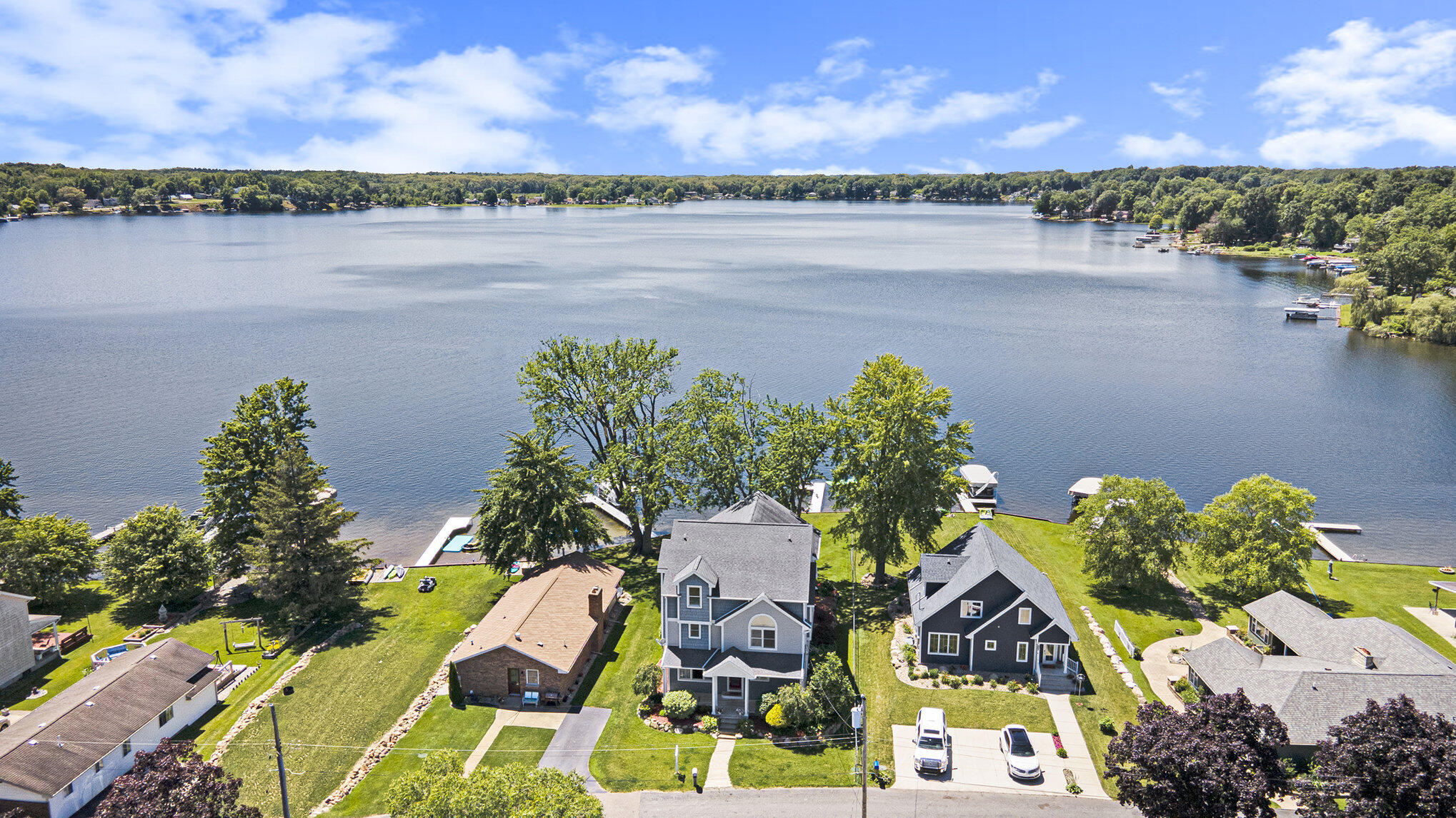 Battle Creek, Michigan 49017, United States, 5 Bedrooms Bedrooms, ,4 BathroomsBathrooms,Residential,Pending,100269