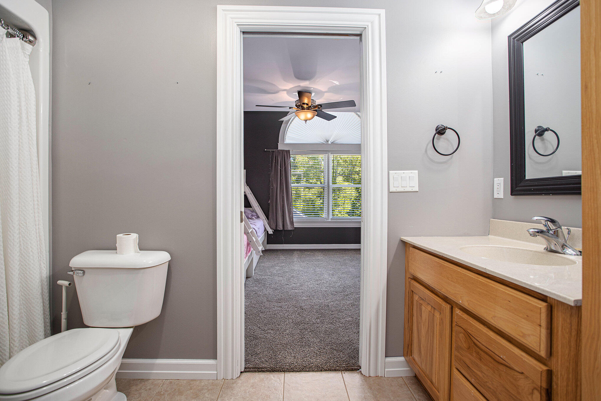 Battle Creek, Michigan 49017, United States, 5 Bedrooms Bedrooms, ,4 BathroomsBathrooms,Residential,Pending,100269