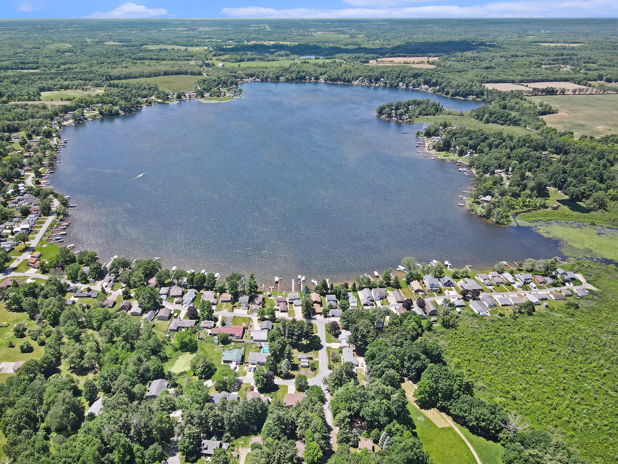 Battle Creek, Michigan 49017, United States, 5 Bedrooms Bedrooms, ,4 BathroomsBathrooms,Residential,Pending,100269