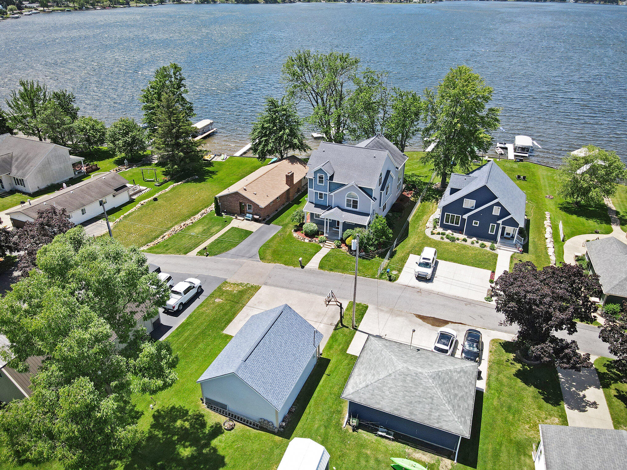 Battle Creek, Michigan 49017, United States, 5 Bedrooms Bedrooms, ,4 BathroomsBathrooms,Residential,Pending,100269