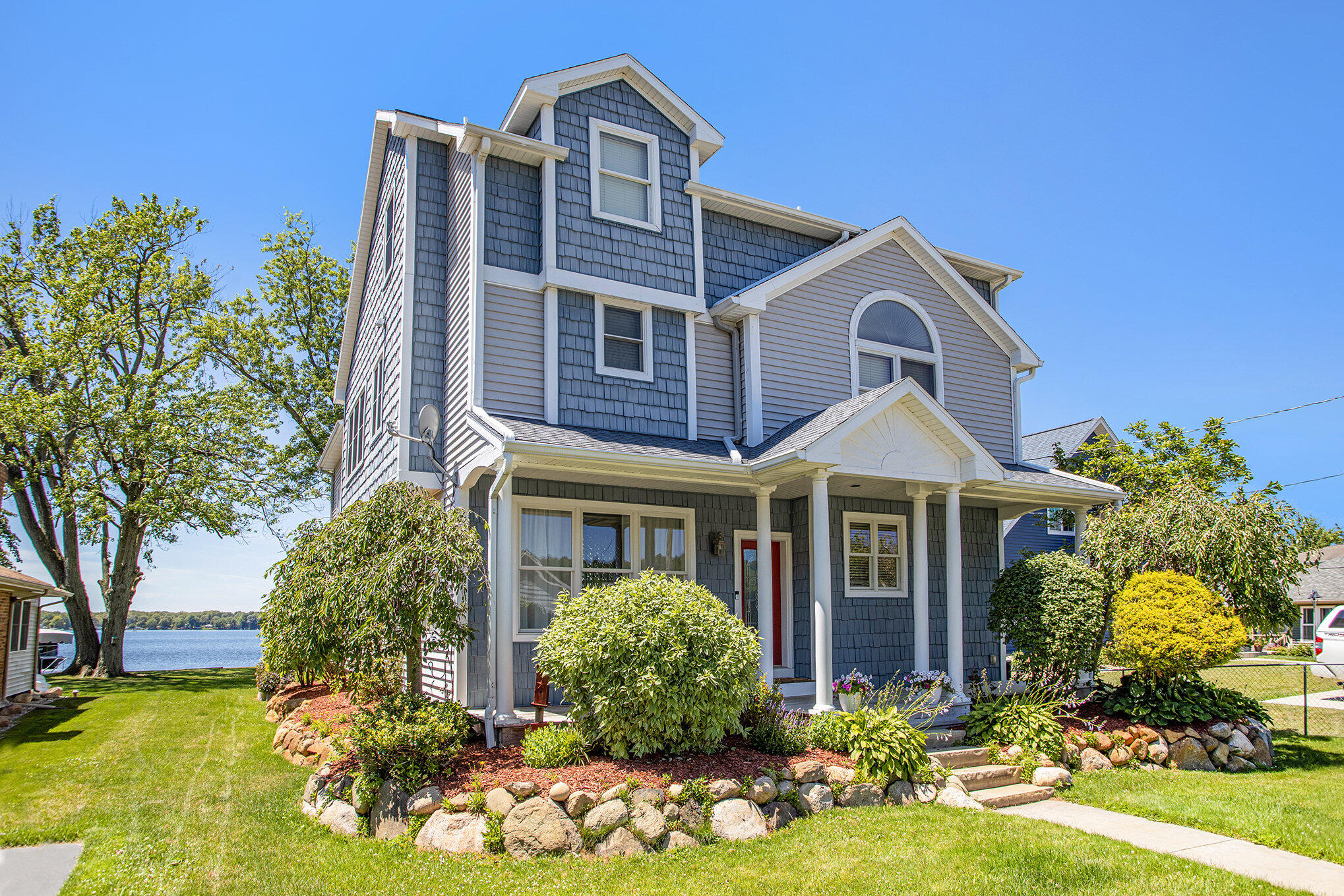 Battle Creek, Michigan 49017, United States, 5 Bedrooms Bedrooms, ,4 BathroomsBathrooms,Residential,Pending,100269