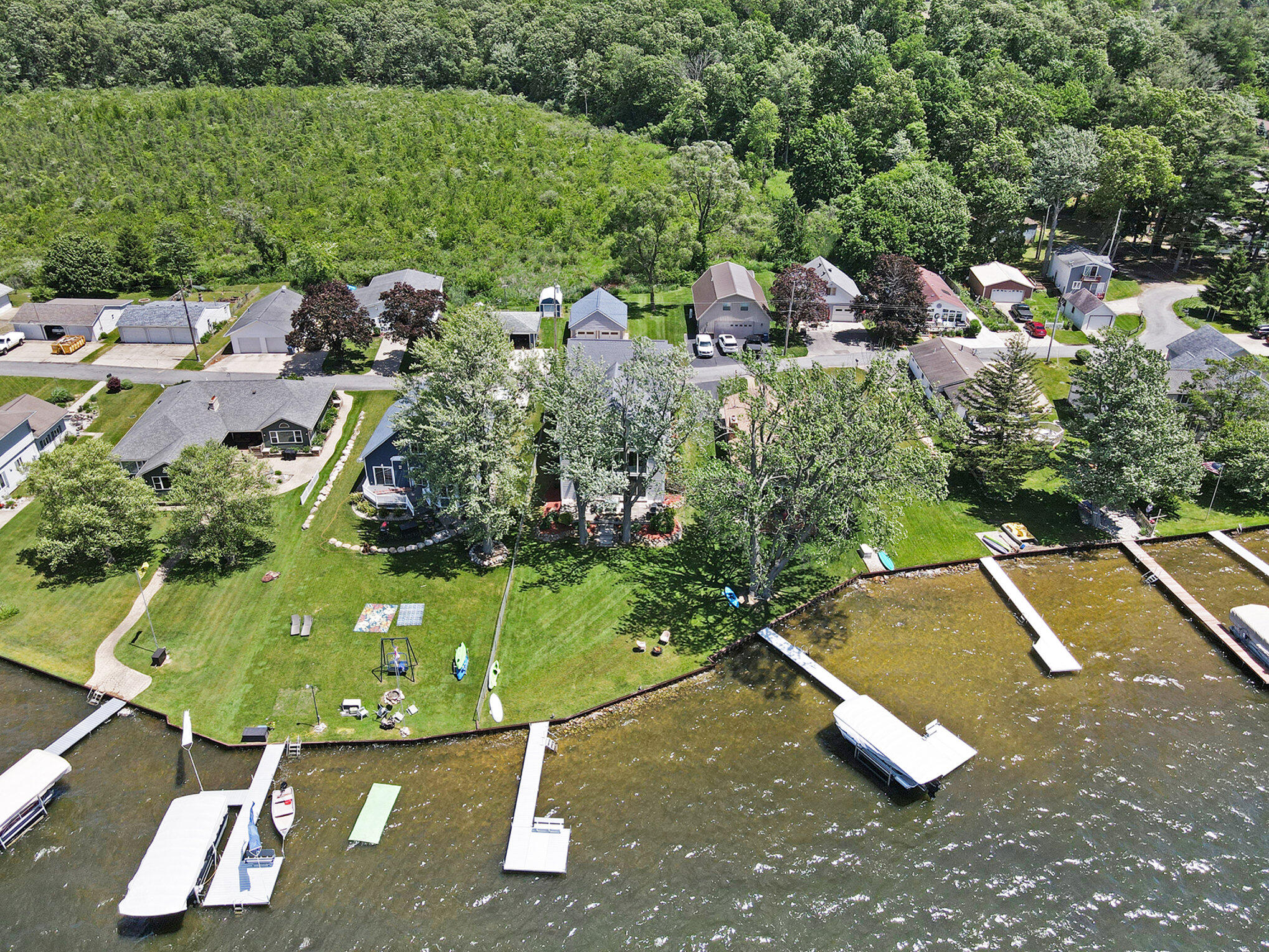 Battle Creek, Michigan 49017, United States, 5 Bedrooms Bedrooms, ,4 BathroomsBathrooms,Residential,Pending,100269