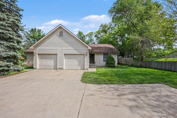 674 SOUTH ST, GRASS LAKE, MI 49240 - Image 8faeb6e8334be761005c8cc1c5a22042/1429290902