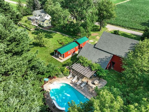 6475 Olive Branch Road Galien MI 49113