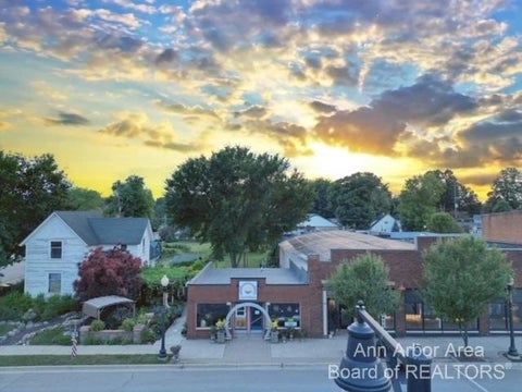 Photo for 140 S Clinton Street
