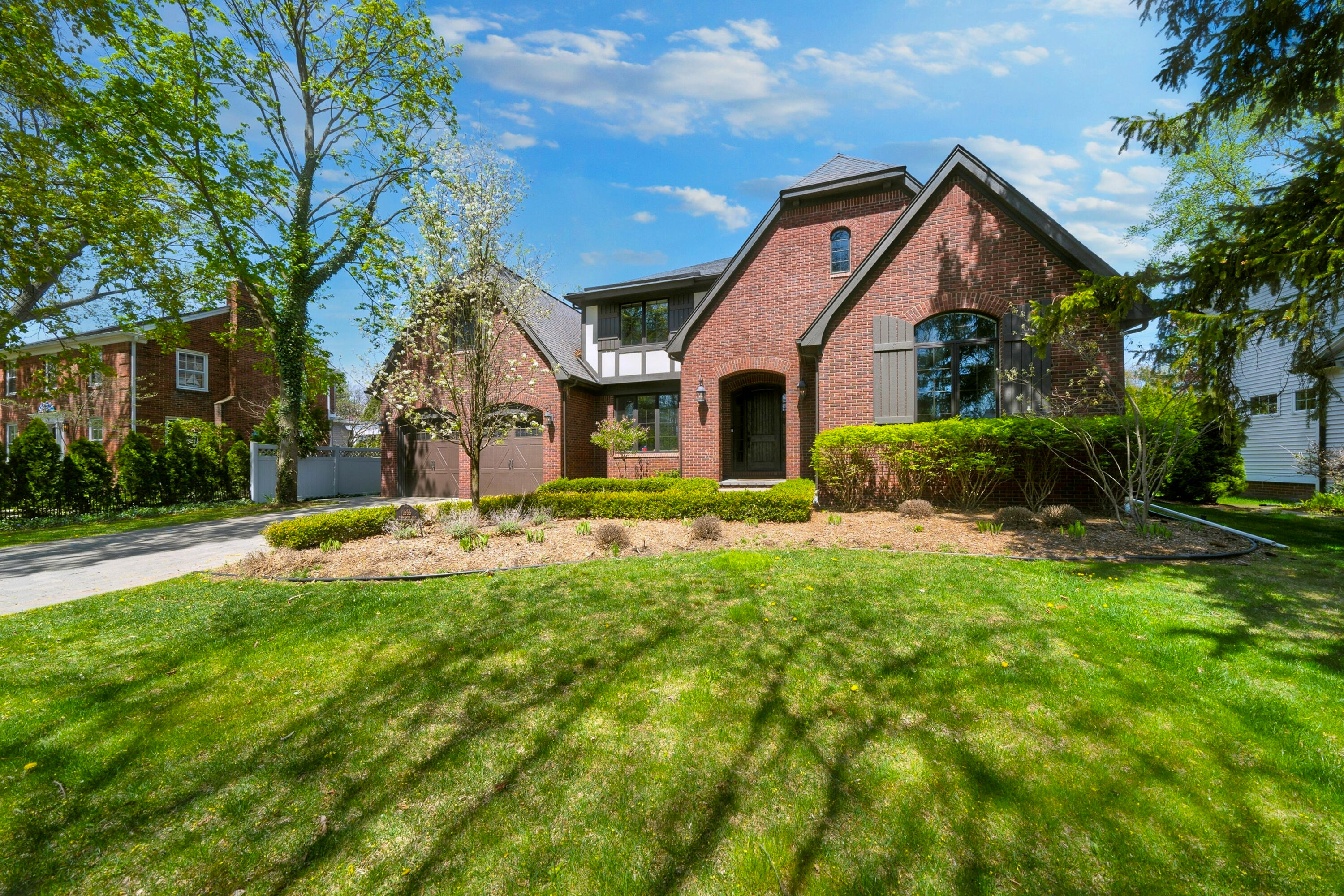 1655 Dorchester Road