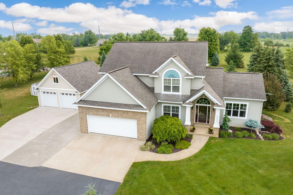 Photo of 7522 Carpet Rose Court, Caledonia, MI 49316 (MLS # 23021241)