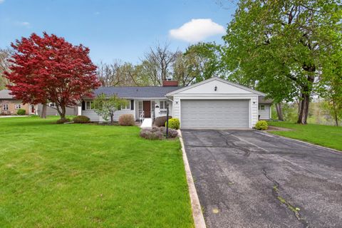Photo of 400 Outer Court, Tecumseh, MI 49286 (MLS # 26018970)