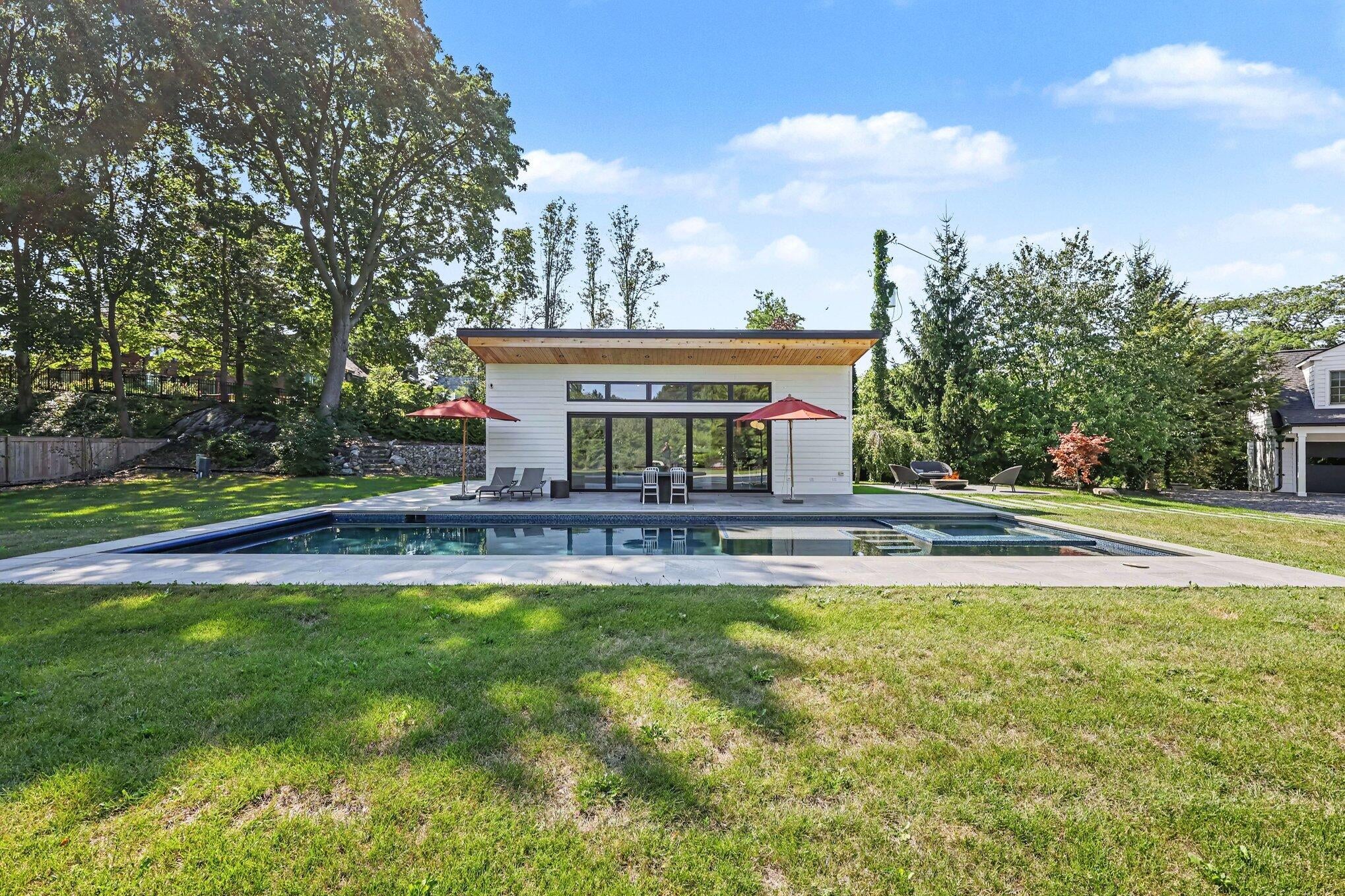 Listing 12