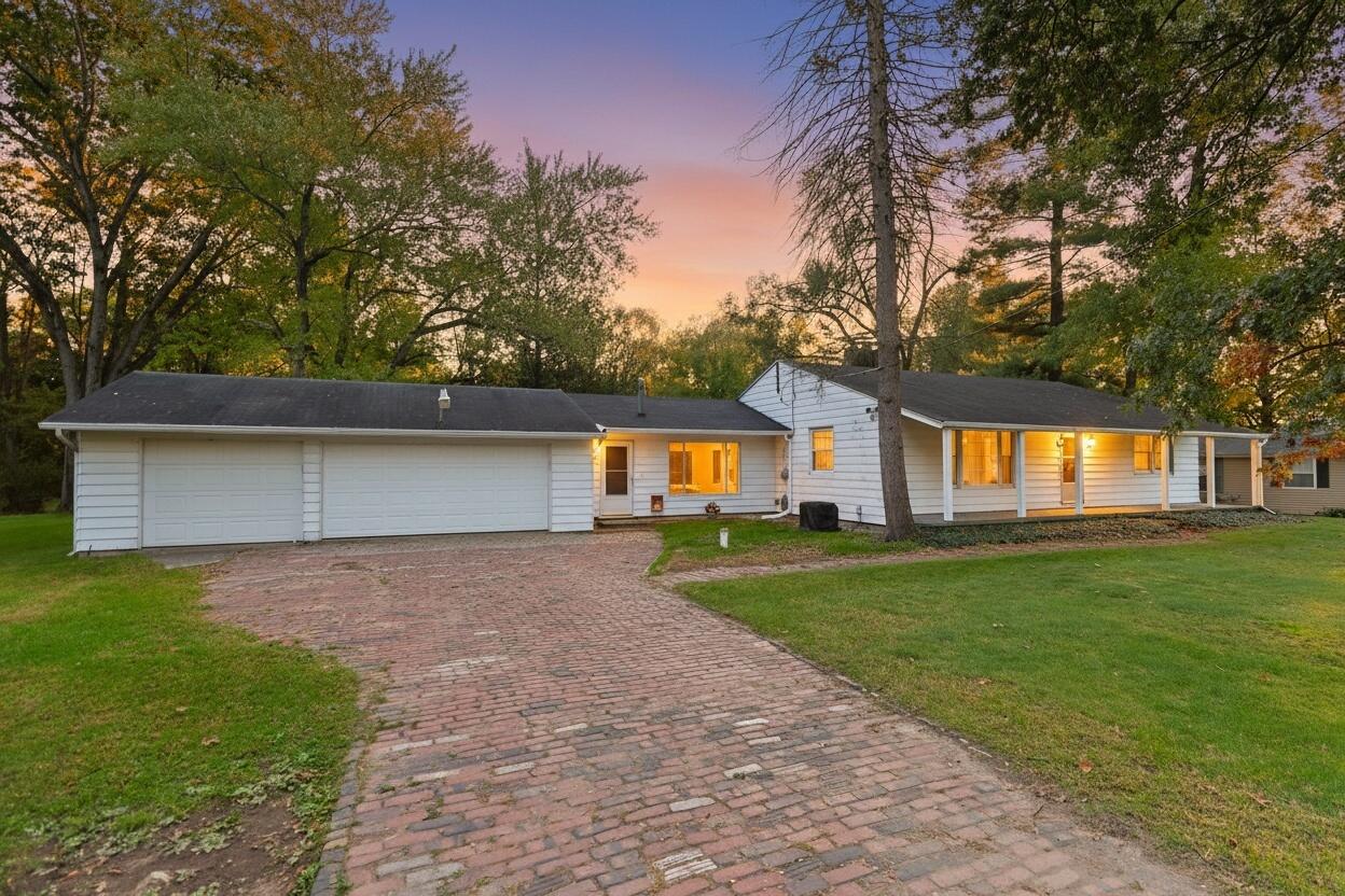 1212 E Bertrand Road
