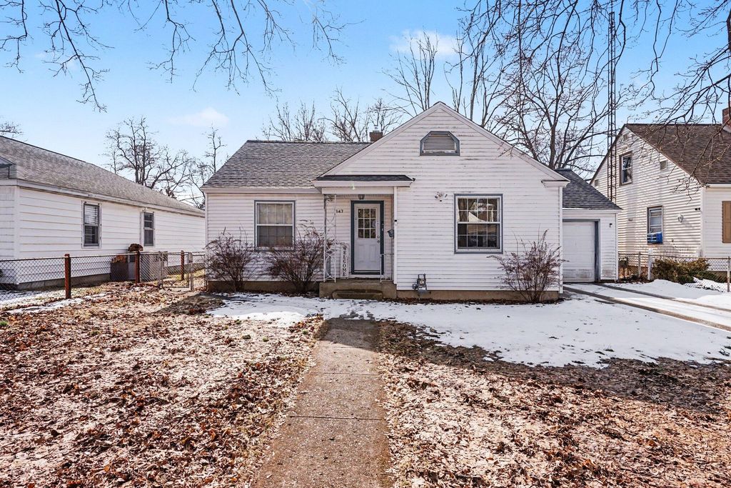 Photo of 1147 McLaughlin Avenue, Muskegon, MI 49442 (MLS # 26007658)