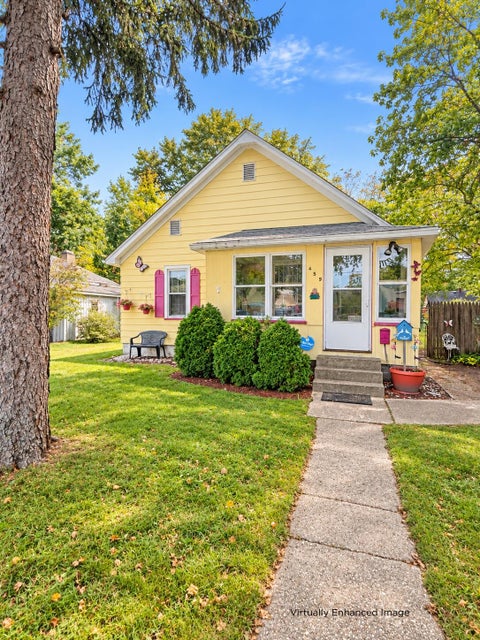 Photo for 459 E Columbia Avenue