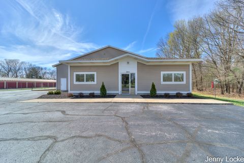 Photo of 3015 S Brooks Road, Muskegon, MI 49444 (MLS # 26016621)