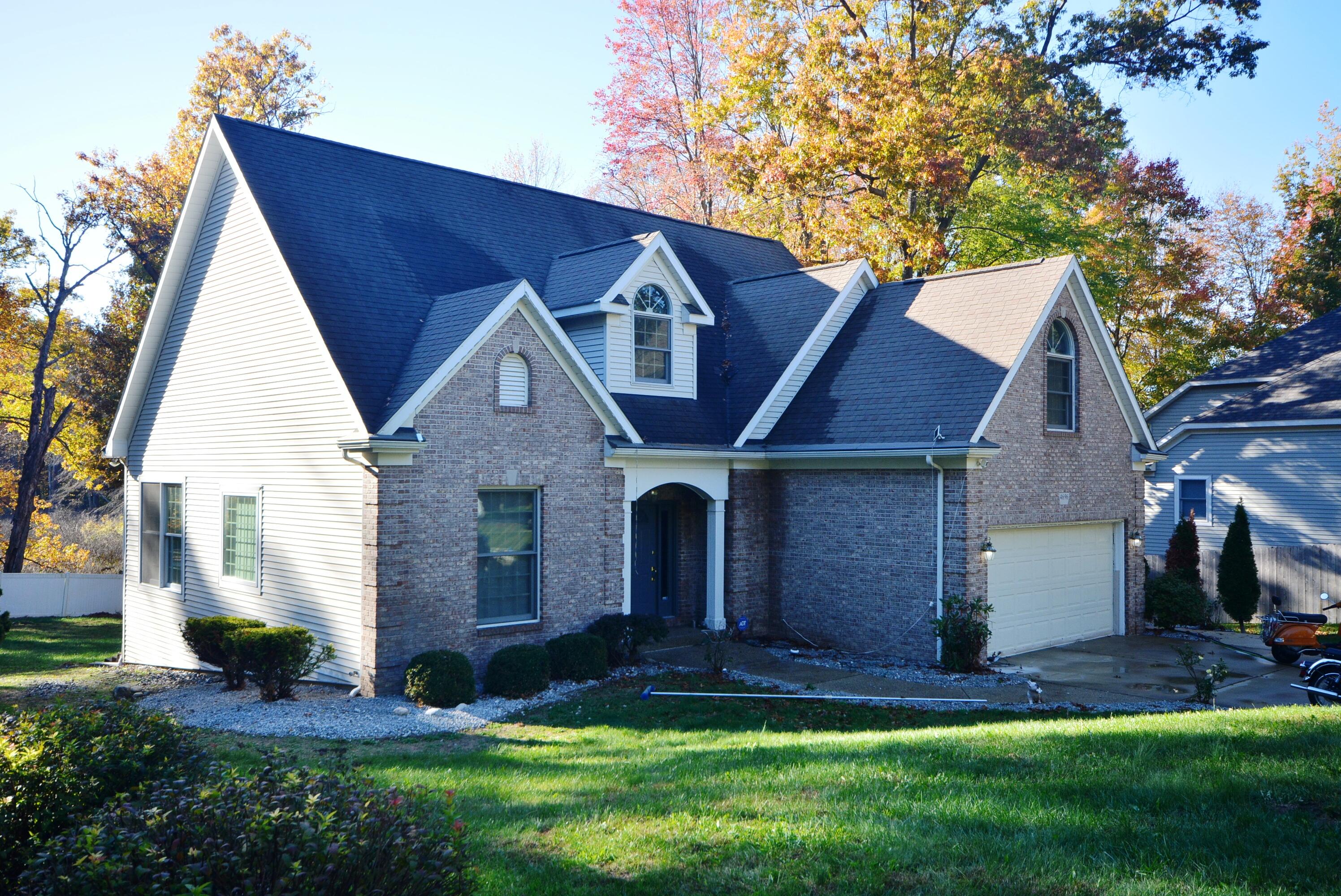 4696 Forest Creek Drive