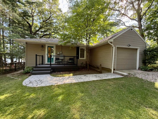 1880 HEMLOCK CRST, QUINCY, MI 49082 - Image 9216b04a39b36c1cbeb006e7e19ae0c8/1883079937