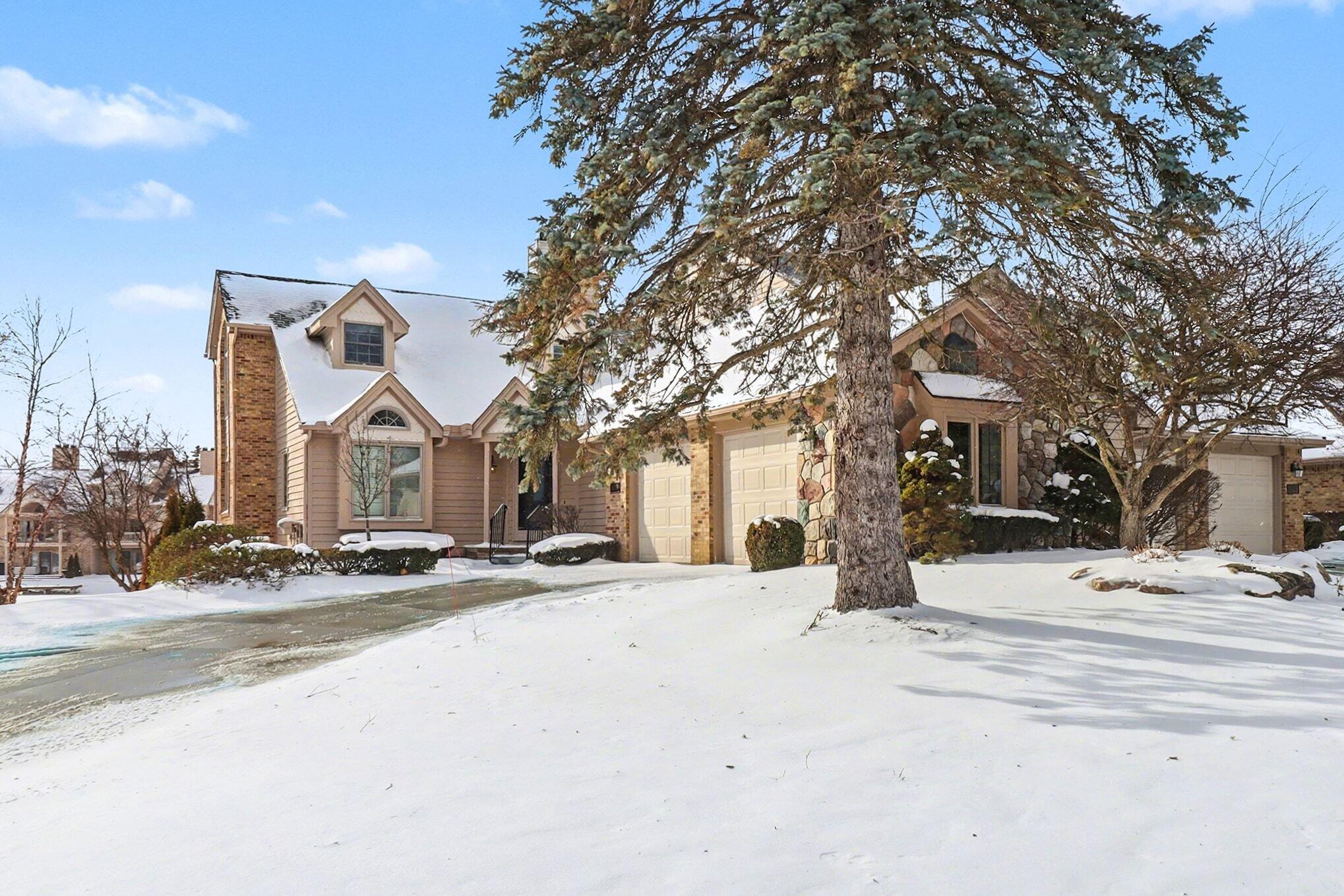 18269 Blue Heron Drive E