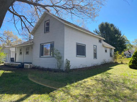 Photo of 7942 Hill Street, Montague, MI 49437 (MLS # 26021764)