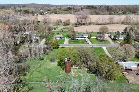 Photo of 8423 Huron River Drive, Dexter, MI 48130 (MLS # 26017064)