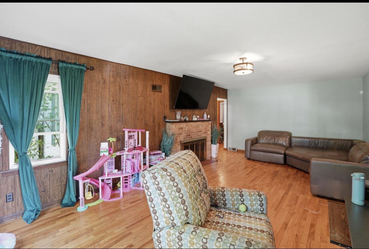 1443 Ogden Avenue