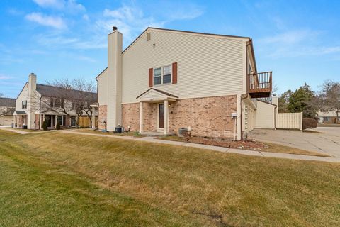 1600 Wimbledon Drive Walled Lake MI 48390
