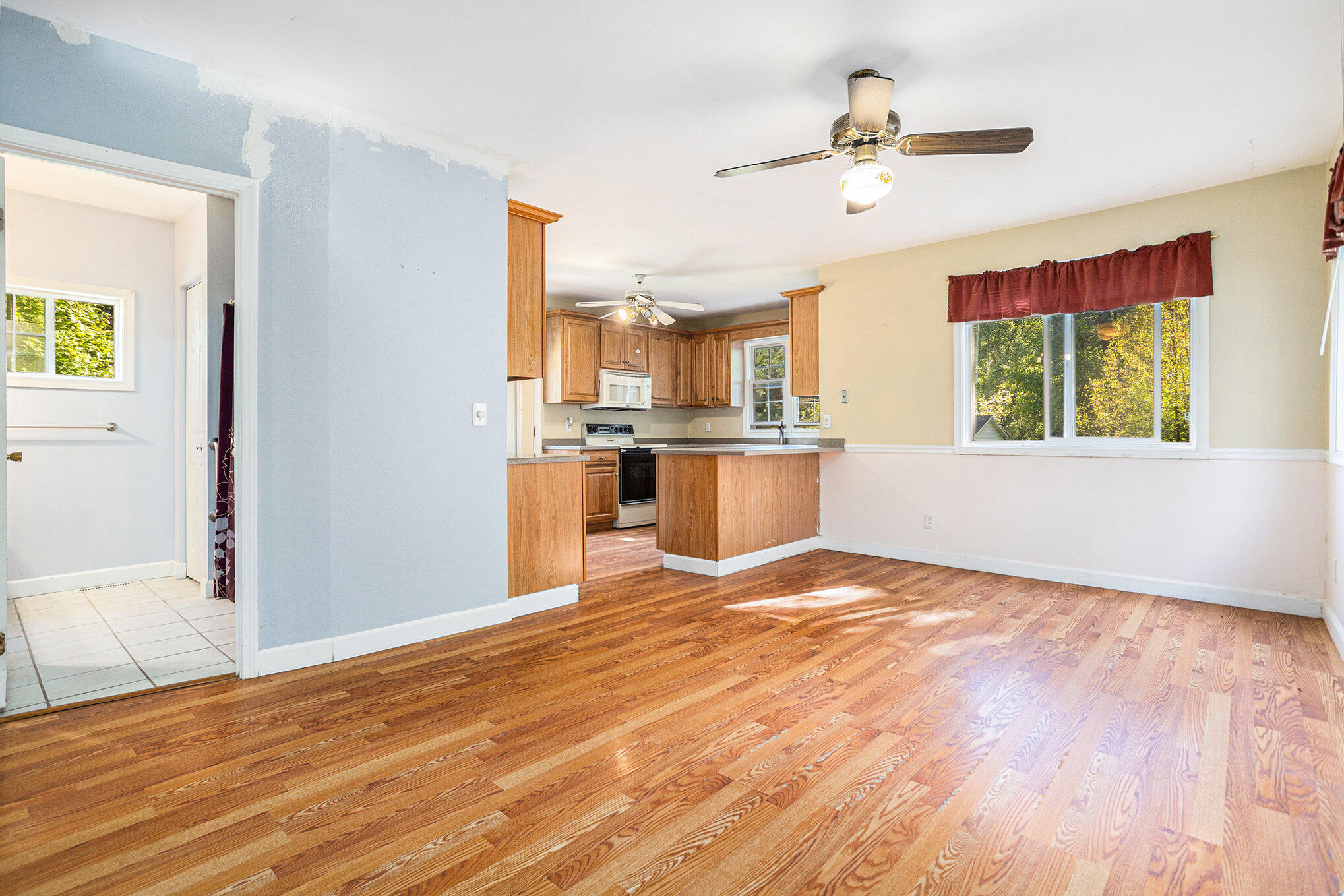 Battle Creek, Michigan 49015, United States, 3 Bedrooms Bedrooms, ,1 BathroomBathrooms,Residential,Active,225862