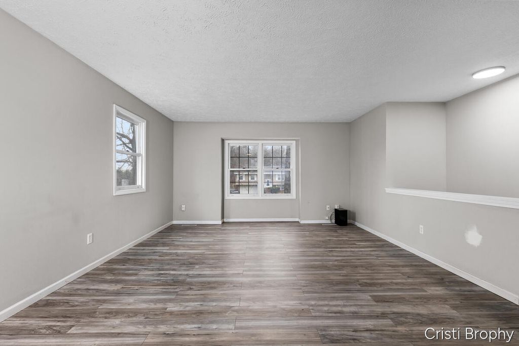 Photo of 952 Woodside Drive, Holland, MI 49424 (MLS # 26009264)