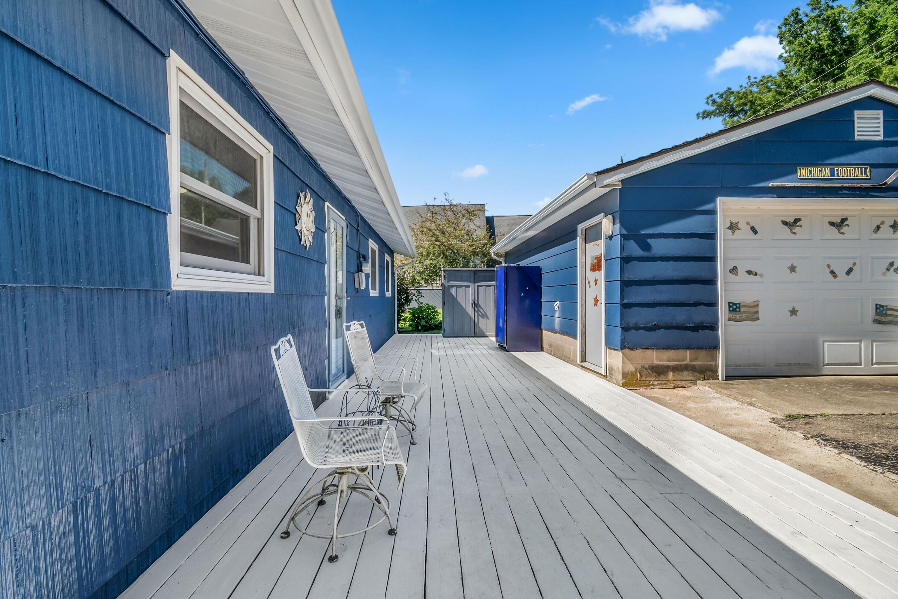 Listing 11