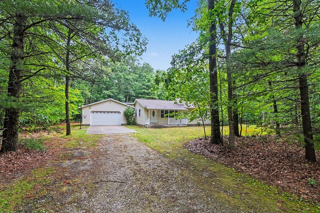 Photo of 4730 W McMillan Road, Muskegon, MI 49445 (MLS # 26045356)