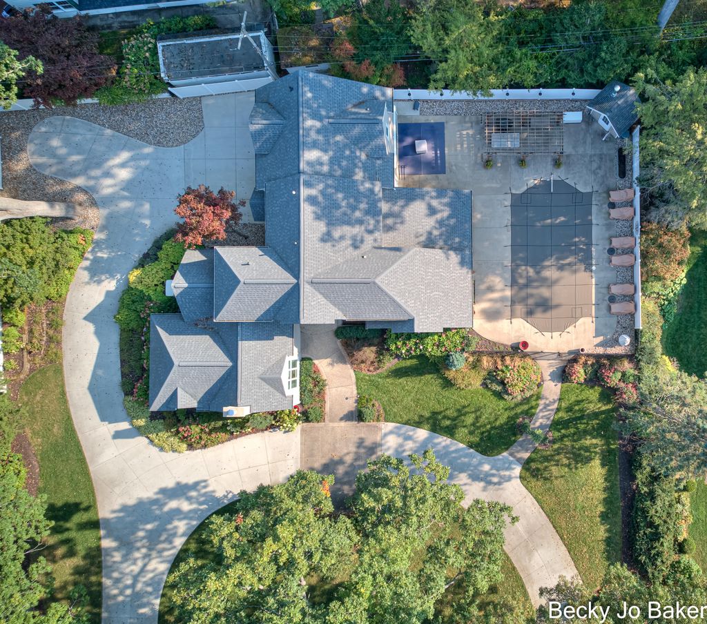 Photo of 430 Mid Oak Drive, North Muskegon, MI 49445 (MLS # 25051298)