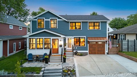 227 Howard Avenue Grand Haven MI 49417
