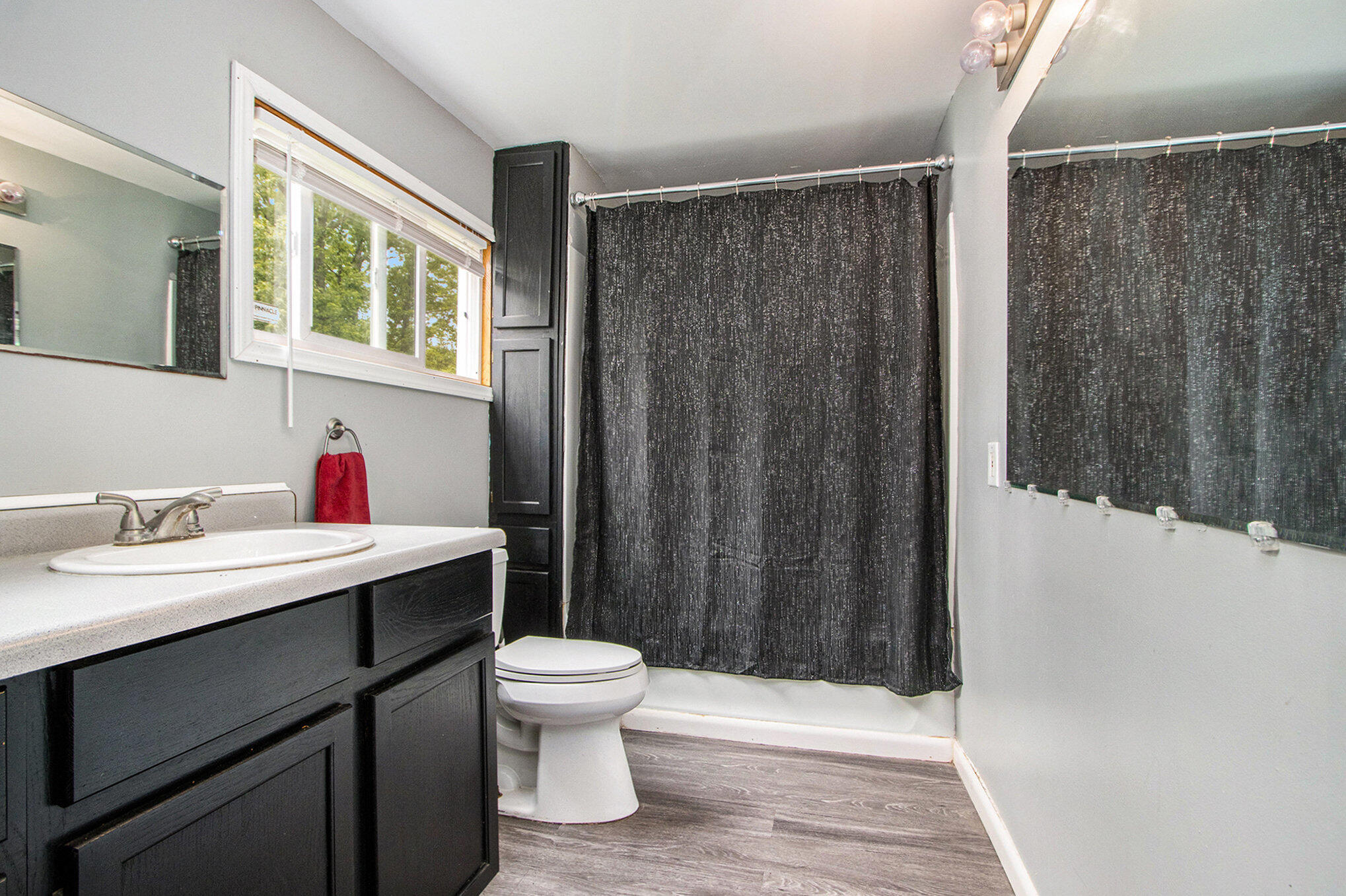 Kalamazoo, Michigan 49008, United States, 3 Bedrooms Bedrooms, ,1 BathroomBathrooms,Residential,Active,169283