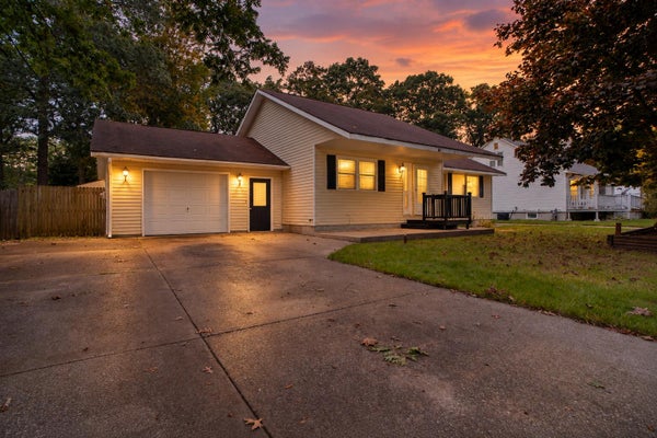 3171 KOOI ST, MUSKEGON, MI 49444 - Image 94875ece0a53313dbefffdf605de0748/4192521707