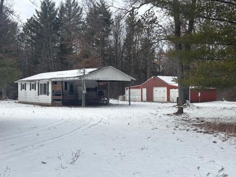 Photo of 492 14 Mile Road, Marion, MI 49665 (MLS # 26009879)