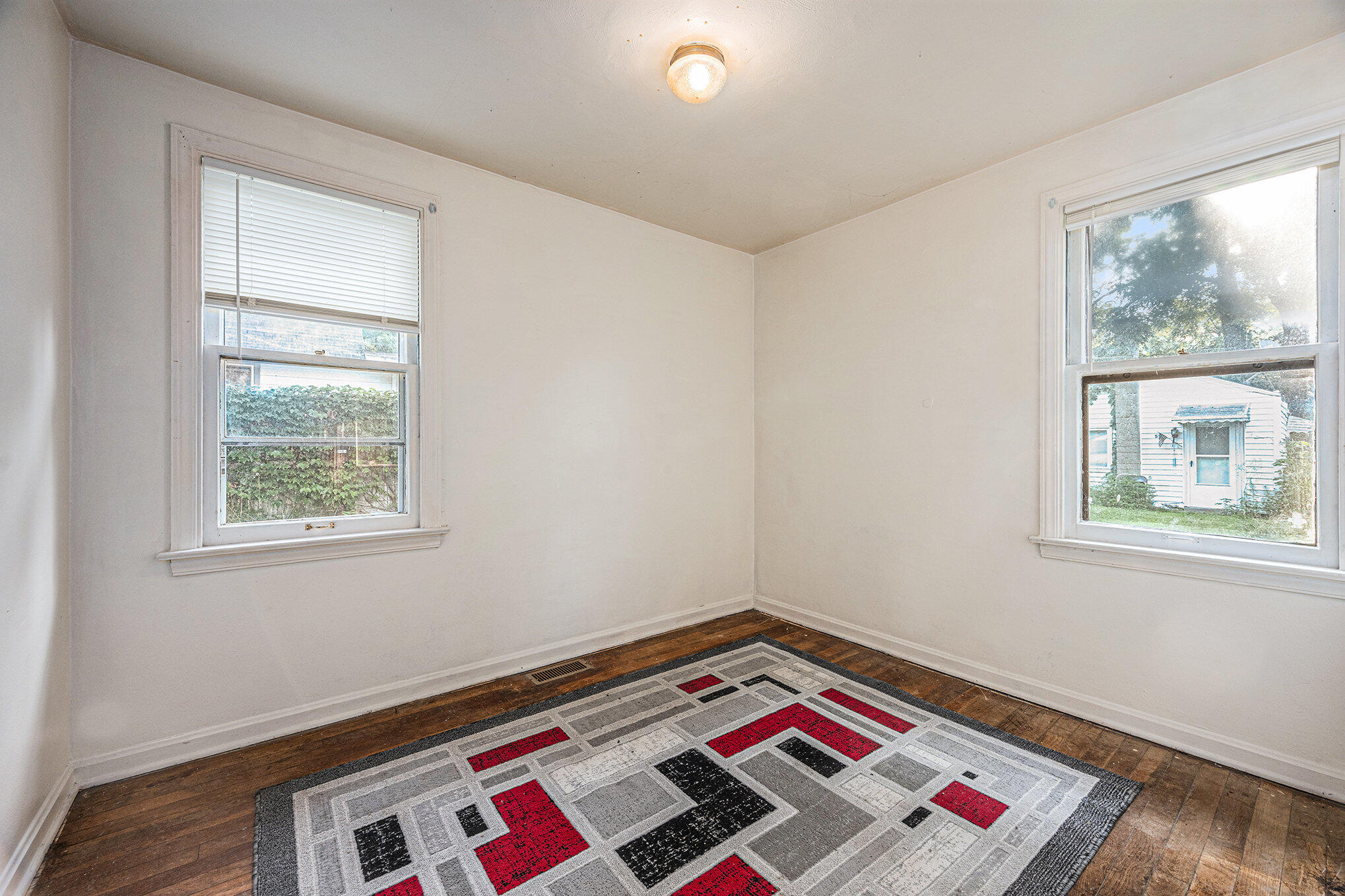 Kalamazoo, Michigan 49048, United States, 2 Bedrooms Bedrooms, ,1 BathroomBathrooms,Residential,Active,187226