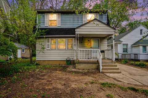 Photo of 1914 Kalamazoo Avenue SE, Grand Rapids, MI 49507 (MLS # 26021819)