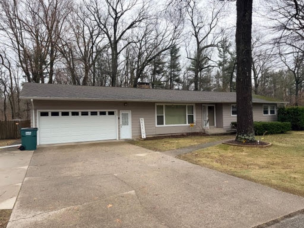 Photo of 1520 Havenga Street, Muskegon, MI 49445 (MLS # 26012807)