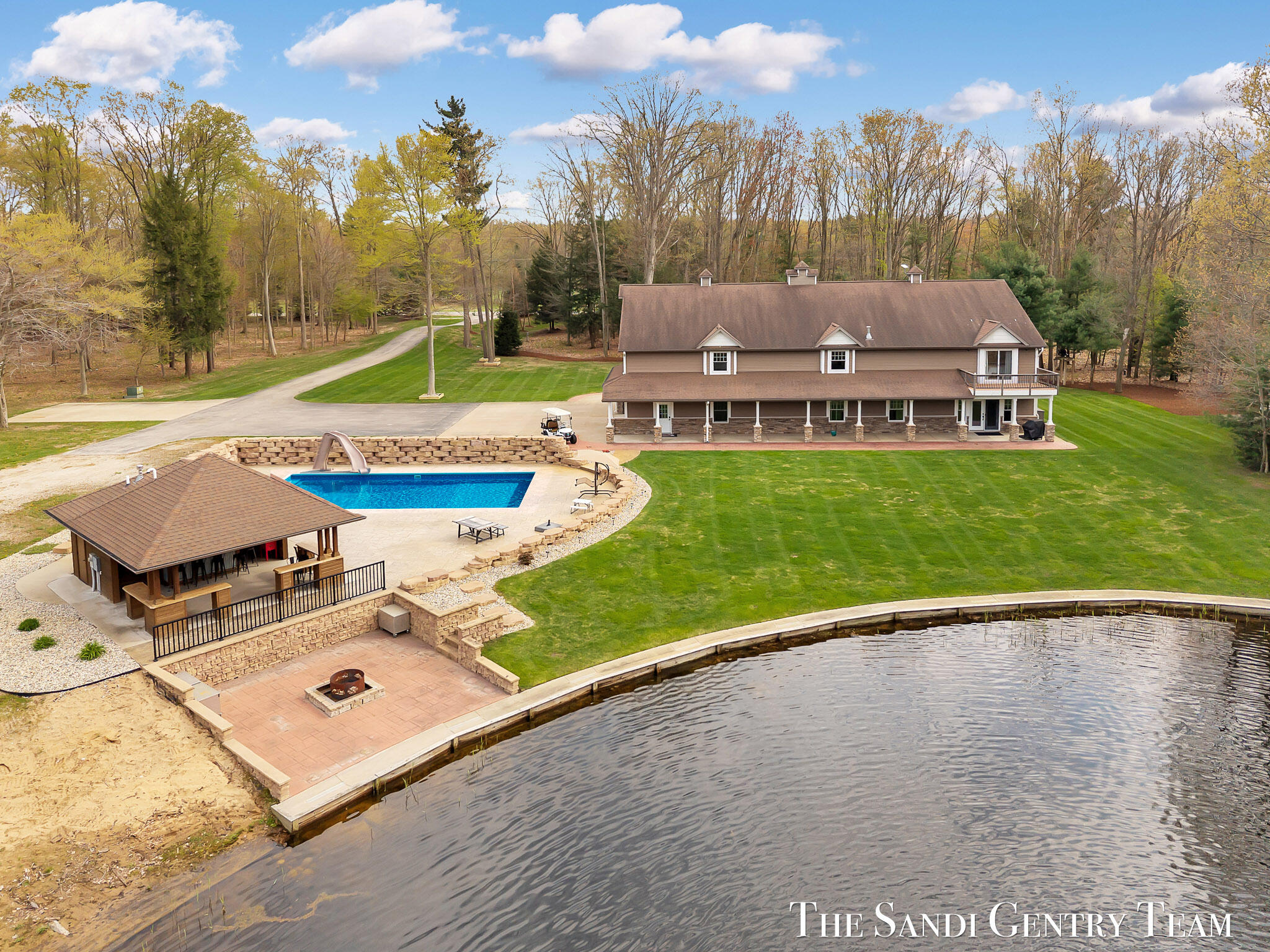 Grand Haven, Michigan, 49417, United States, 4 Bedrooms Bedrooms, ,3 BathroomsBathrooms,Residential,Active,2042700