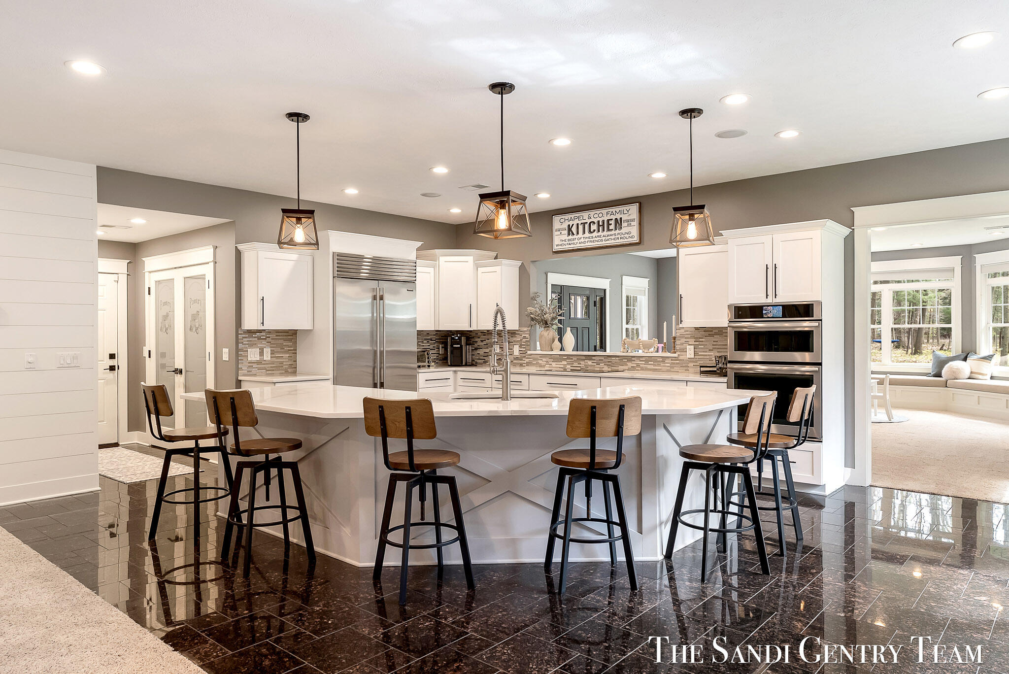 Grand Haven, Michigan, 49417, United States, 4 Bedrooms Bedrooms, ,3 BathroomsBathrooms,Residential,Active,2042700