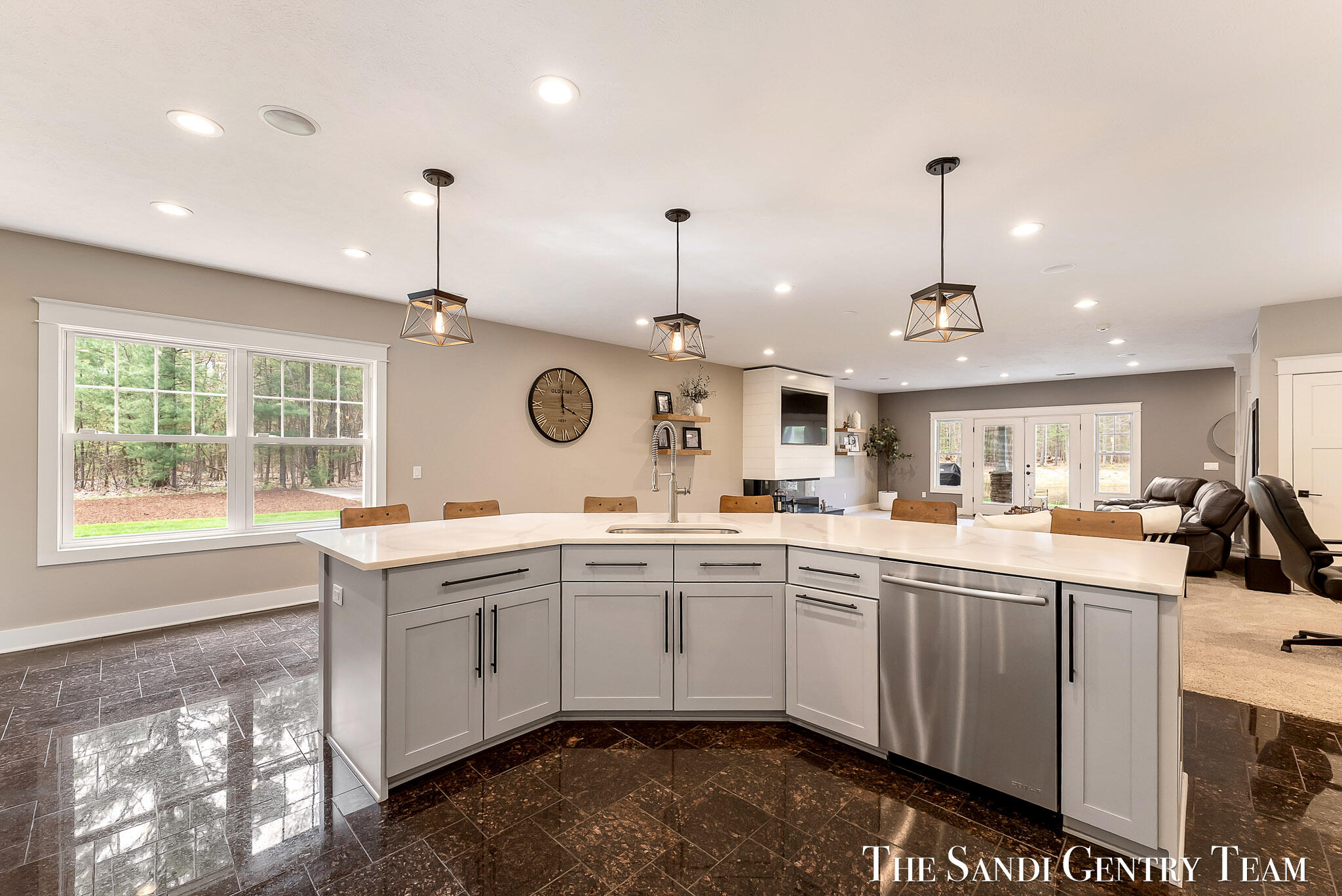 Grand Haven, Michigan, 49417, United States, 4 Bedrooms Bedrooms, ,3 BathroomsBathrooms,Residential,Active,2042700