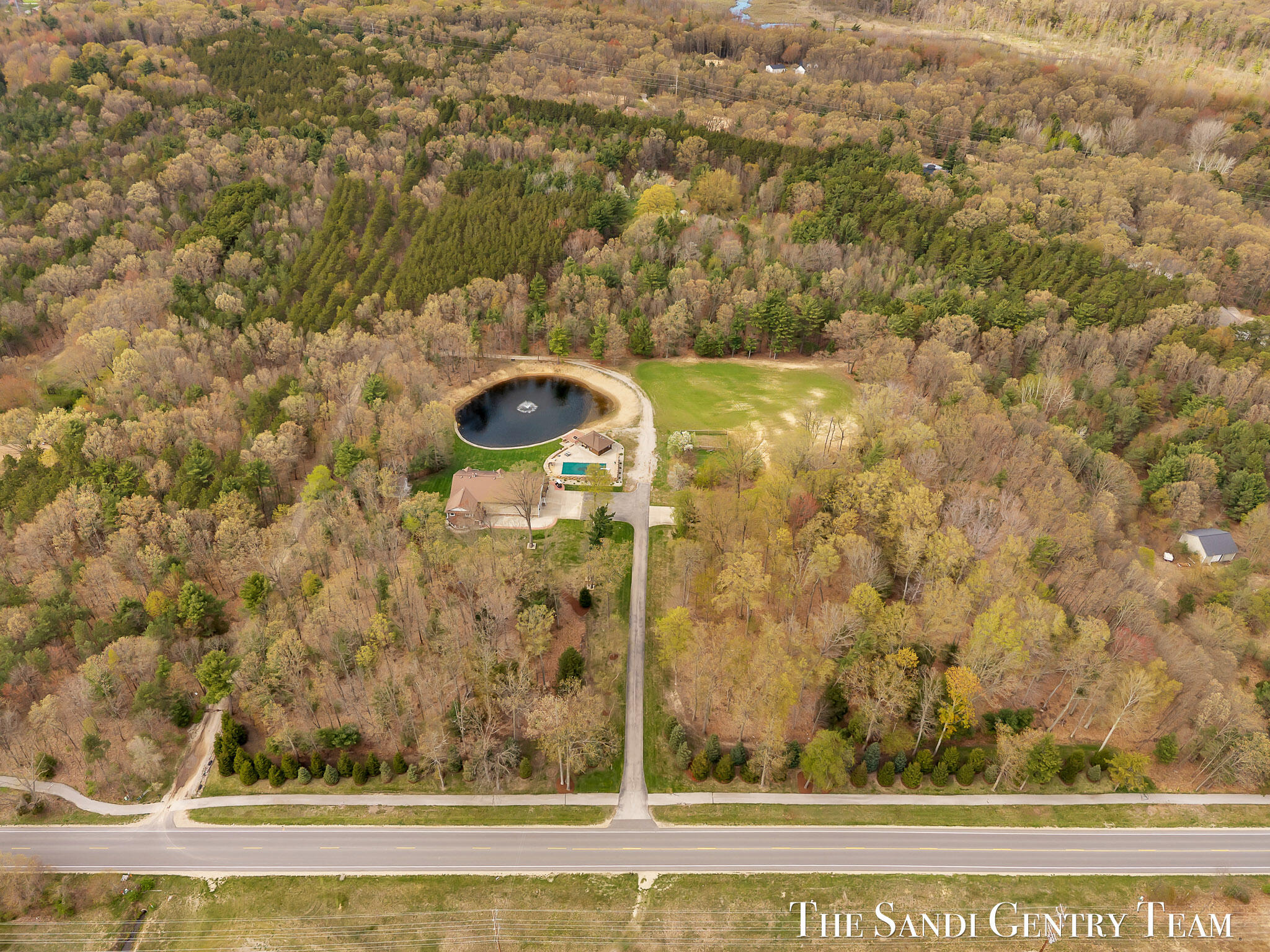 Grand Haven, Michigan, 49417, United States, 4 Bedrooms Bedrooms, ,3 BathroomsBathrooms,Residential,Active,2042700