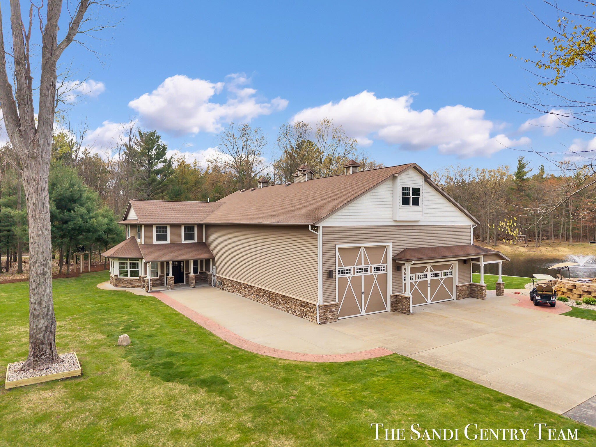Grand Haven, Michigan, 49417, United States, 4 Bedrooms Bedrooms, ,3 BathroomsBathrooms,Residential,Active,2042700