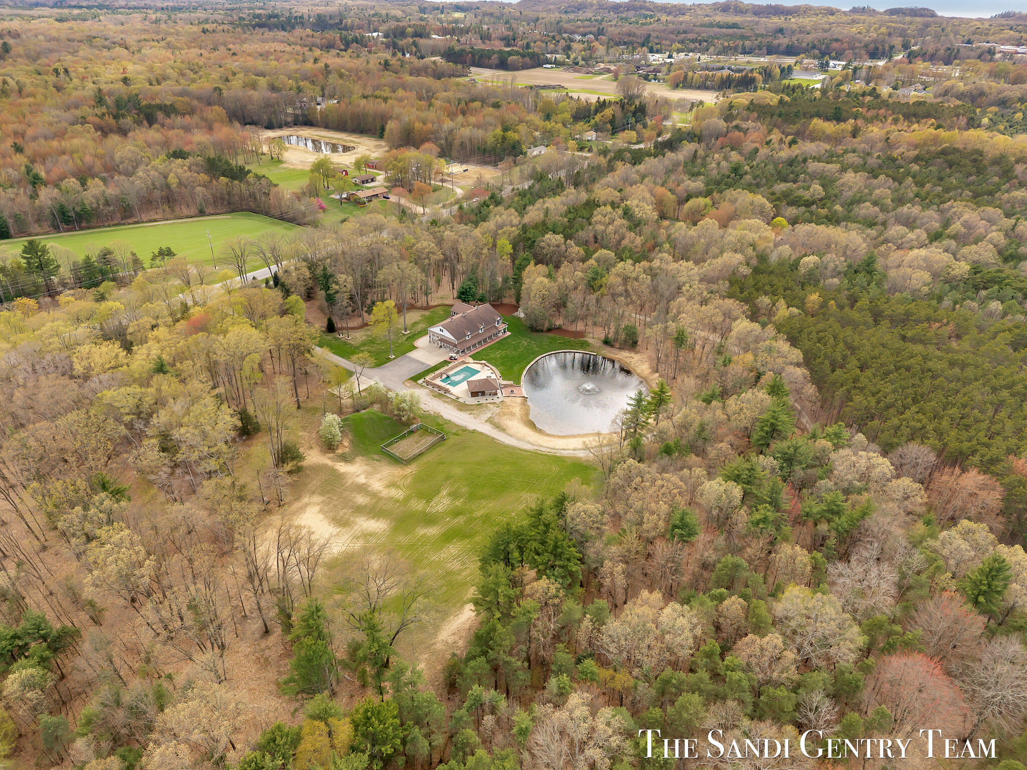Grand Haven, Michigan, 49417, United States, 4 Bedrooms Bedrooms, ,3 BathroomsBathrooms,Residential,Active,2042700