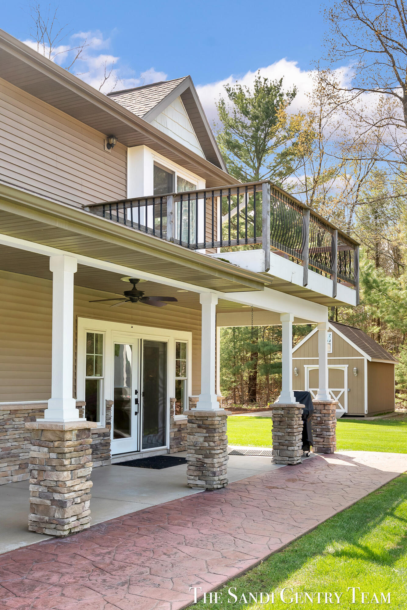 Grand Haven, Michigan, 49417, United States, 4 Bedrooms Bedrooms, ,3 BathroomsBathrooms,Residential,Active,2042700