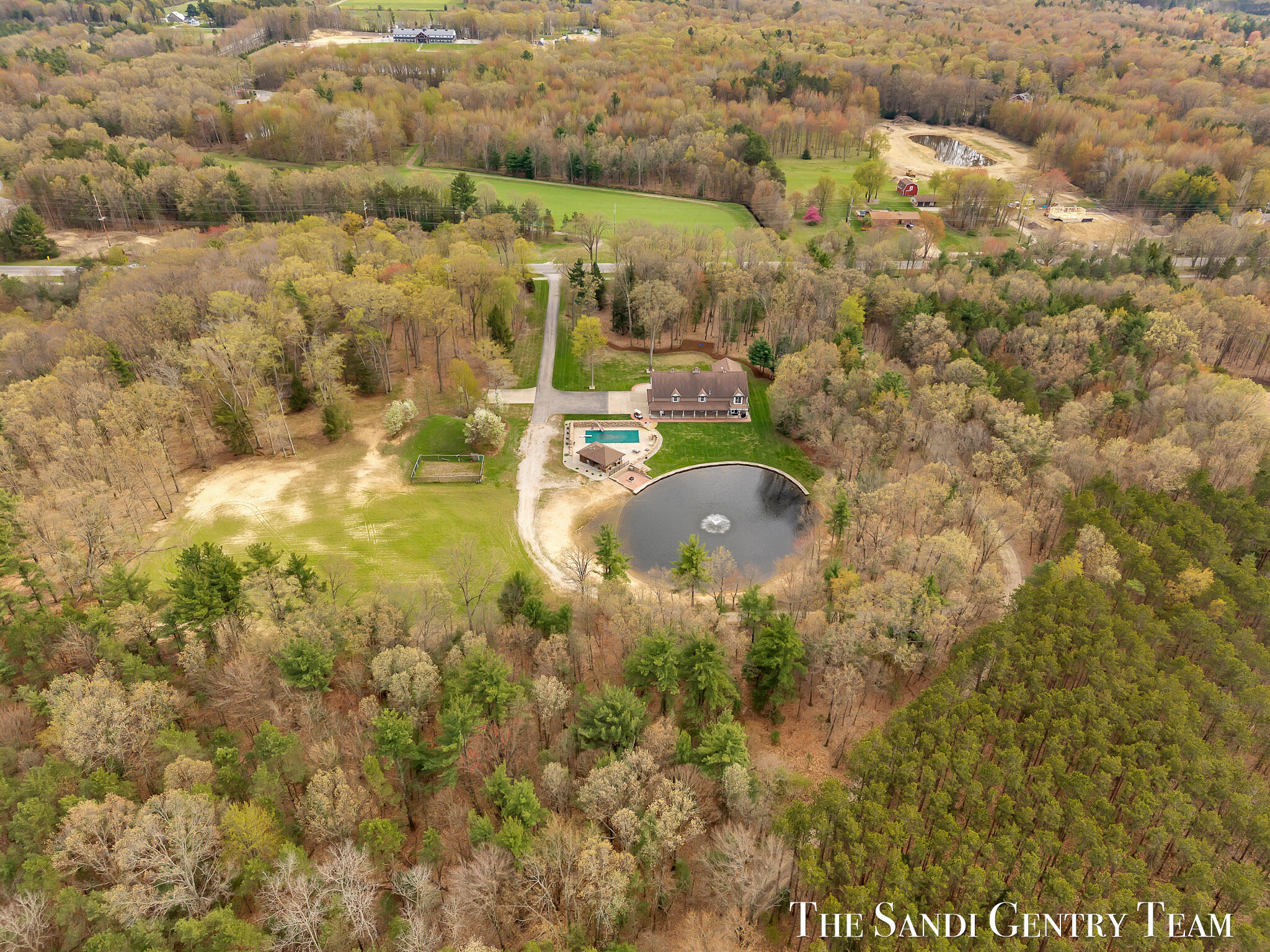 Grand Haven, Michigan, 49417, United States, 4 Bedrooms Bedrooms, ,3 BathroomsBathrooms,Residential,Active,2042700